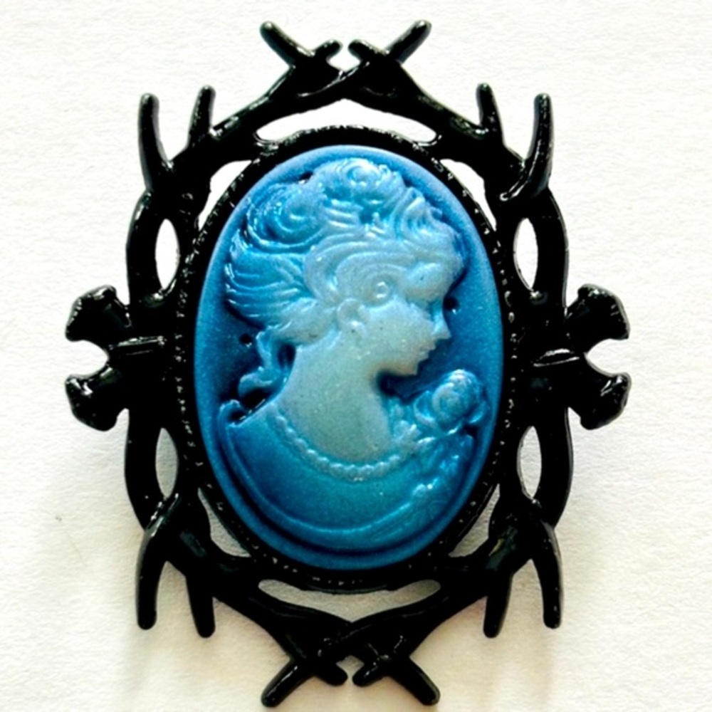 Lady Cameo Blue and Black Brooch, NWT, Handmade